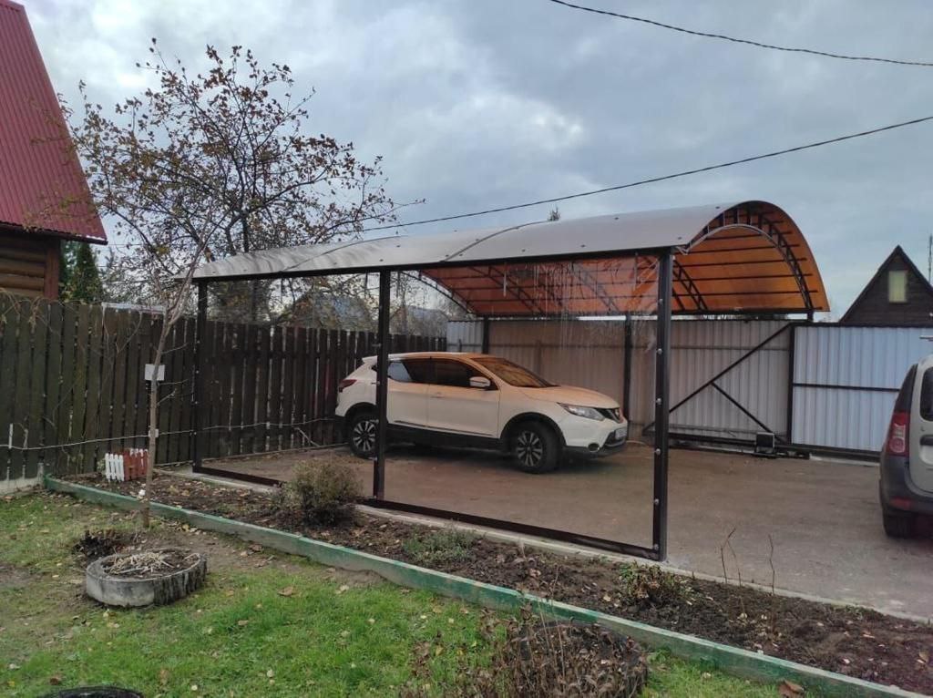 Прозрачные шторы ПВХ для навеса под автомобиль в Плёсе